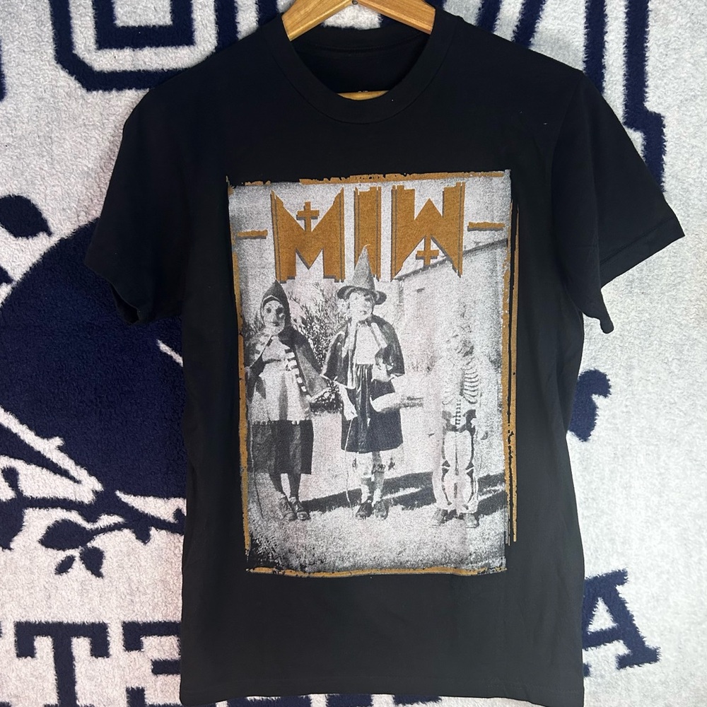 Motionless In White Band Tee Size Small Halloween Graphic Print Metal Tee